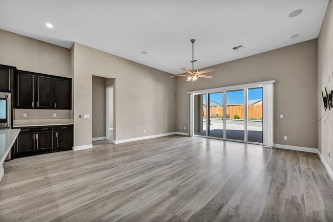 Building Photo - 9545 Hawkshead Rd