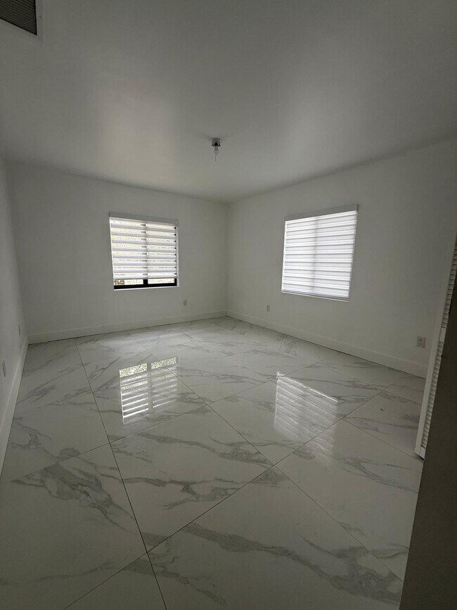 Building Photo - 1970 NW 47th Terrace