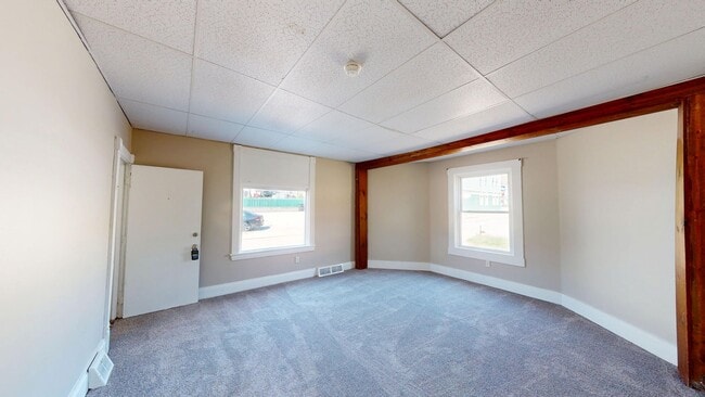 Building Photo - 33 Westminster Ave