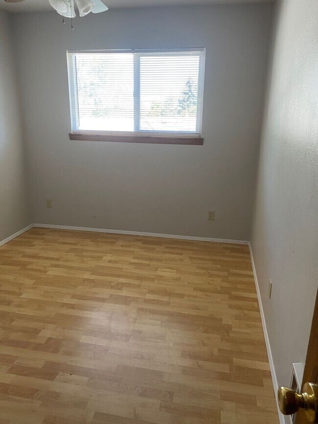 Building Photo - Hockett - 2511-2513 Bly - PM 03072022