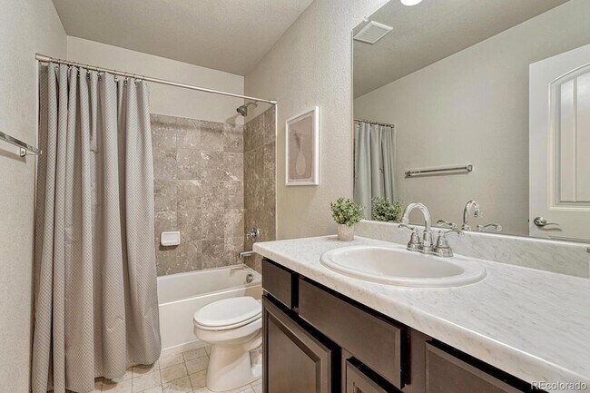 Building Photo - 10871 Saco Dr