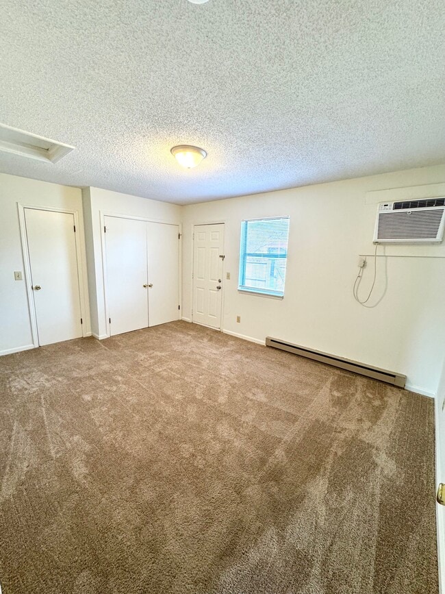 Building Photo - 712 Patton Cir