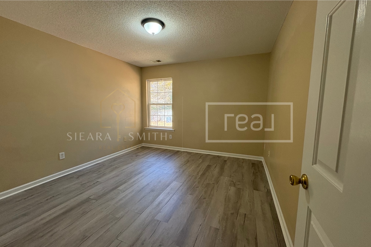 Building Photo - 6013 Silkwater Ct