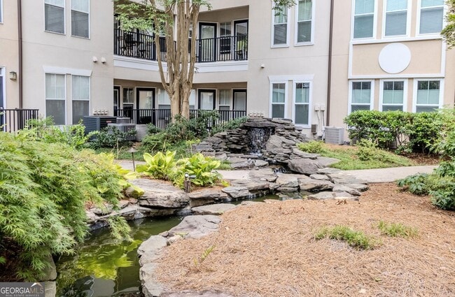 Building Photo - 1850 Cotillion Dr