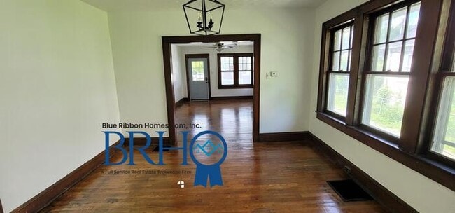 Building Photo - 4118 Holston Dr