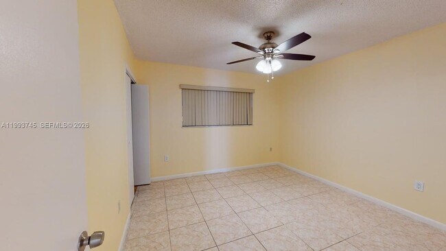 Building Photo - 1955 NE 135th St