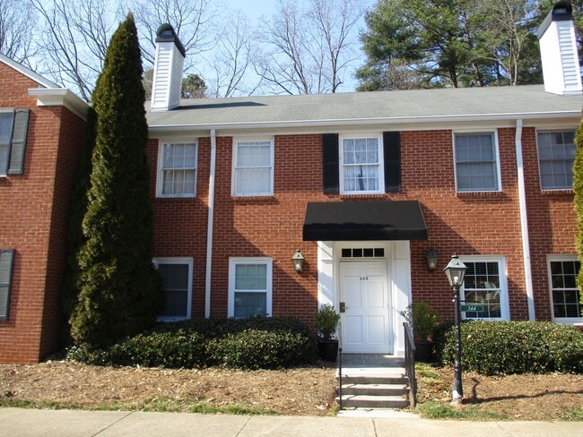 Primary Photo - FOR RENT! 2 Bedroom, 2 Bath Upper Level Co...