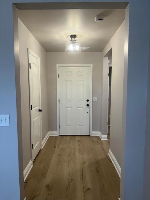 Building Photo - 8525 Cassian Dr