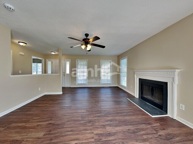 Building Photo - 6307 Stonewick Dr