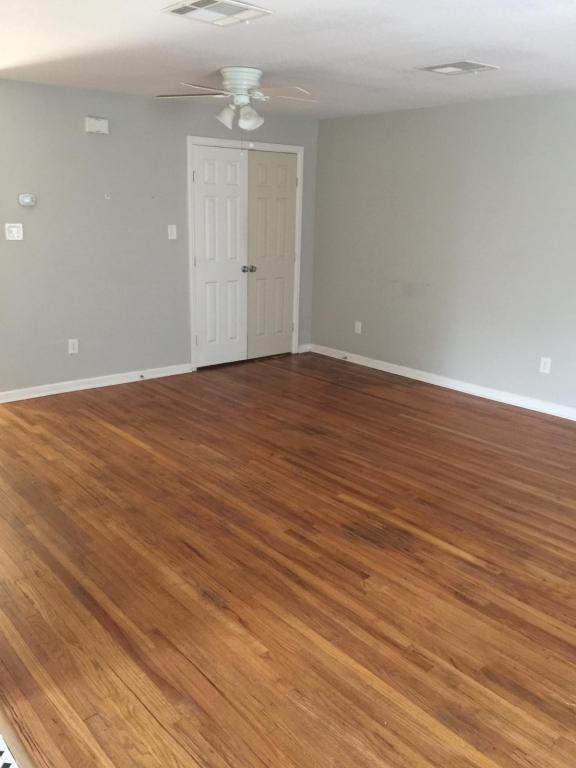 Building Photo - 1419 Hurley Ave