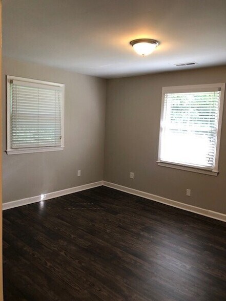 Building Photo - 217 Roper Mountain Road Ext