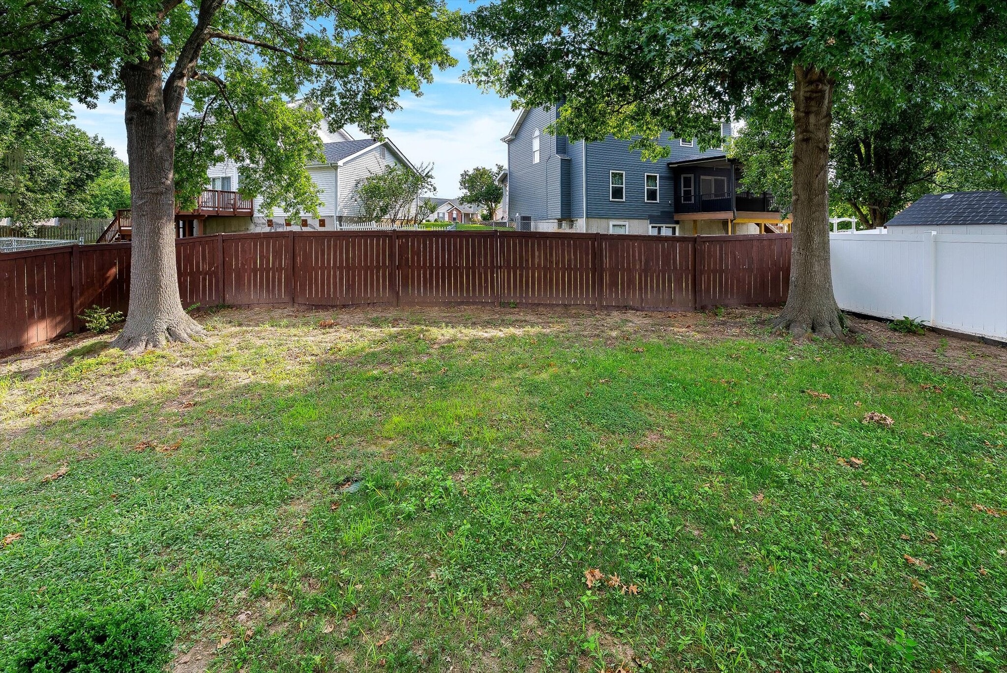 Building Photo - 1203 Ashford Place Dr