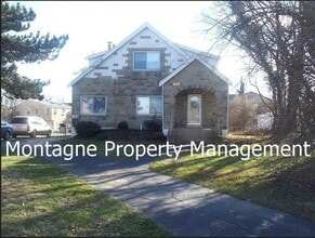 Building Photo - 3375 W North Bend Rd