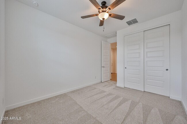 Building Photo - 17368 W Smoketree Dr