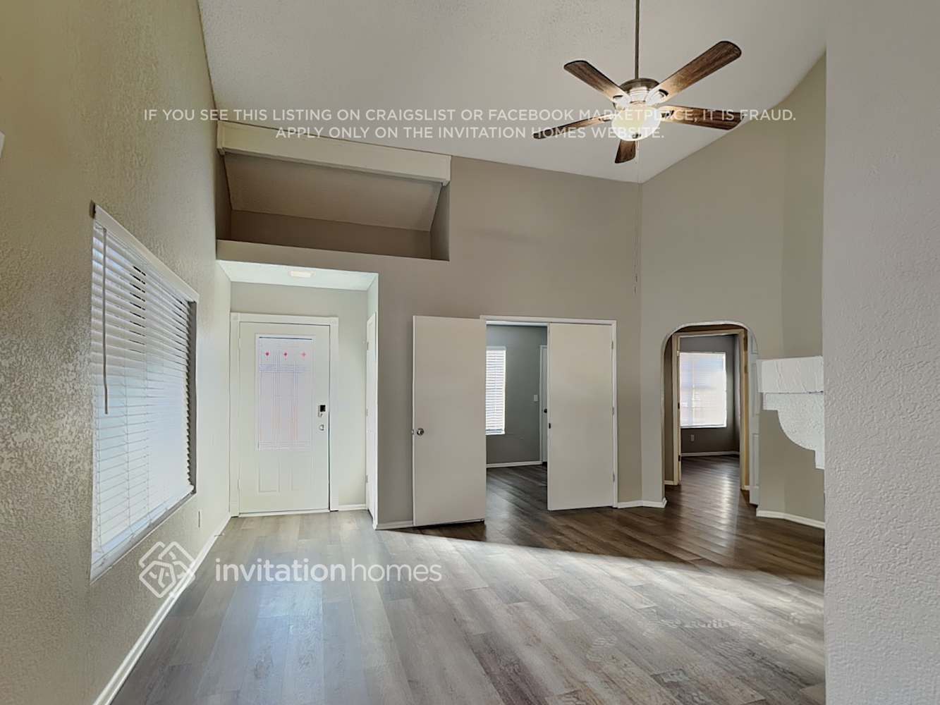 Building Photo - 2106 W Monona Dr