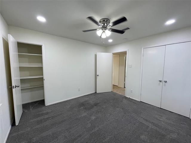Building Photo - 2612 Avenida Loop