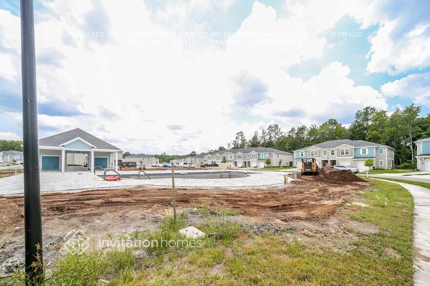 Building Photo - 635 Cherry Ridge Dr