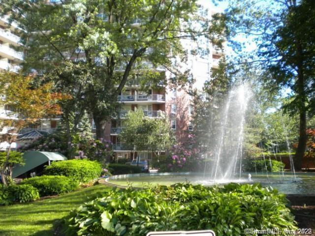 Building Photo - 91 Strawberry Hill Ave