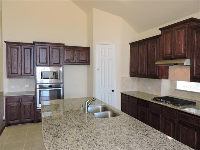 Building Photo - 1031 River Rock Way
