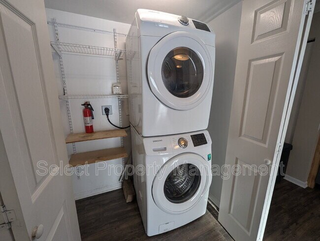 Building Photo - 11403 Ballycastle Pl