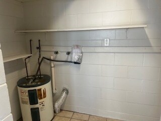 Building Photo - 201 Mae St