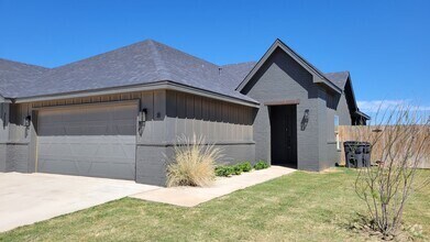 Building Photo - 7124 22nd Pl