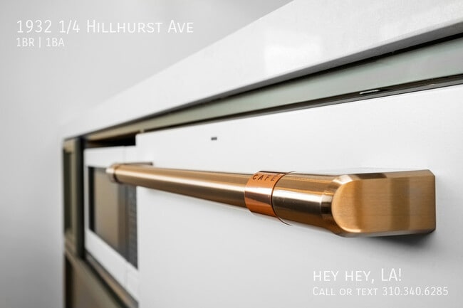 Building Photo - 1932 1/4 Hillhurst Ave-