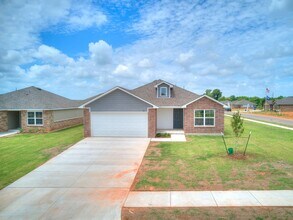 Building Photo - 1st Month Free!