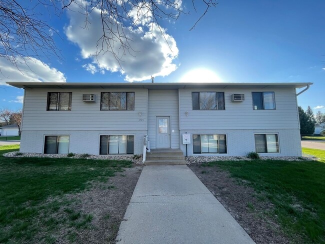 Building Photo - 3709 S Cathy Ave
