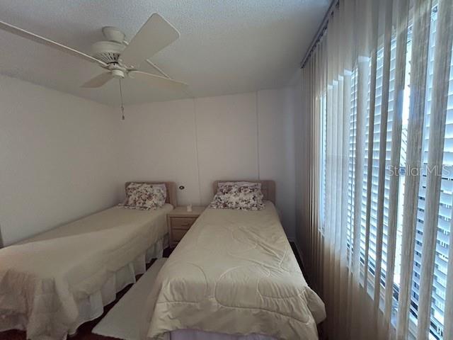 Building Photo - 2900 Cove Cay Dr