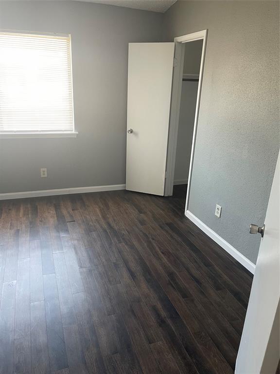 Building Photo - 12400 Brookglade Cir