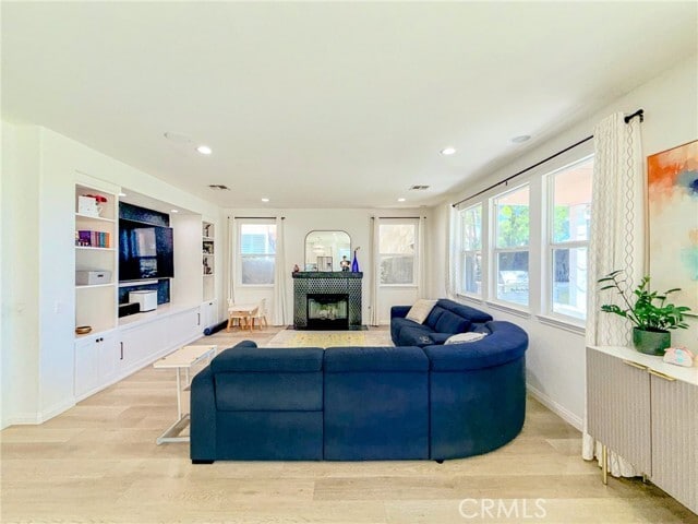 Building Photo - 25714 Wallace Pl
