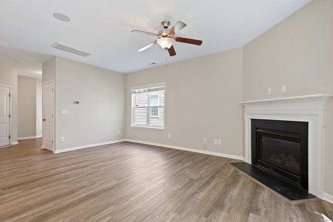 Building Photo - Build Equity While Leasing - Lease and Own...