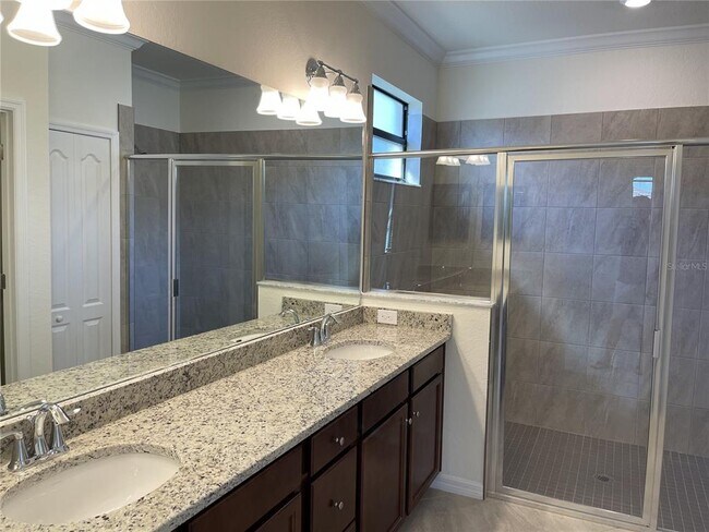 Building Photo - 5127 Tobermory Way