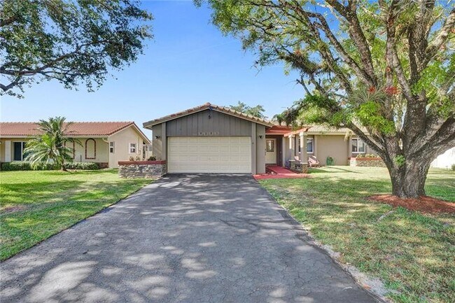 Building Photo - 9231 NW 17th St