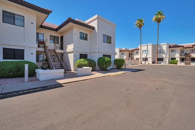 Building Photo - Two bedroom, two bathroom in fountain hills