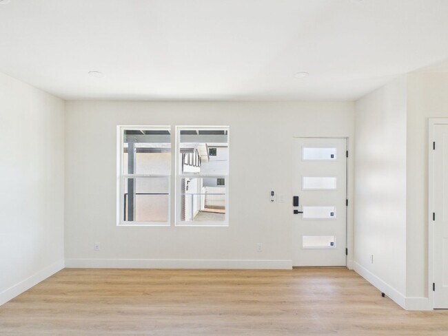 Building Photo - Brand-New Detached 2BR 2 bath Home in Vista | Modern Finishes & A/C in Every Room