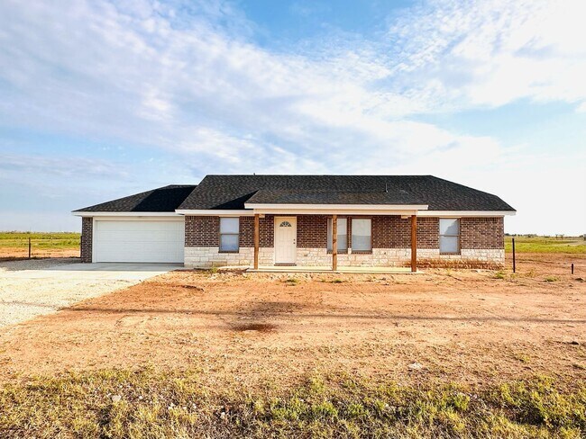 Building Photo - Country Living In Roosevelt ISD!