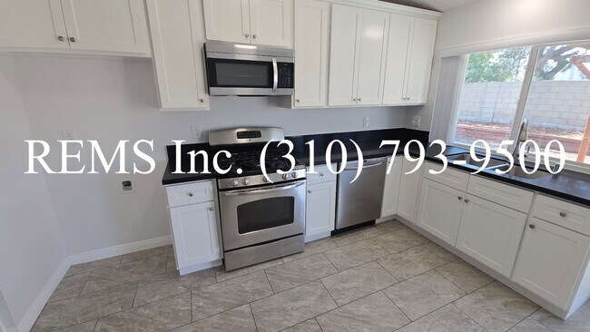 Building Photo - Fully Remodeled Single Family Home with Garage and Private Yard