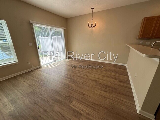 Building Photo - 1740 Biscayne Bay Cir