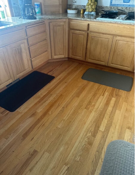 Building Photo - 1545 Capri Ct