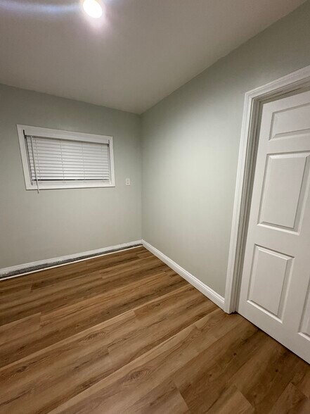 Building Photo - 23592 Flight St