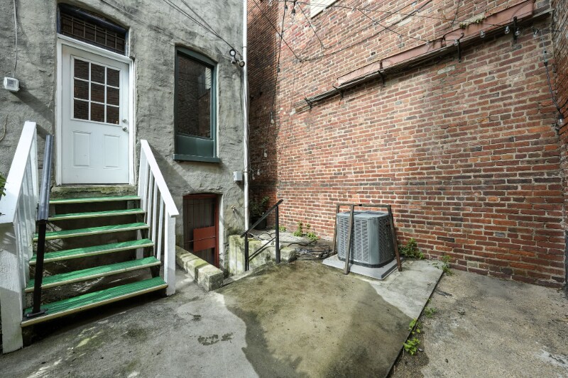 Building Photo - 1202 Florida Ave NE