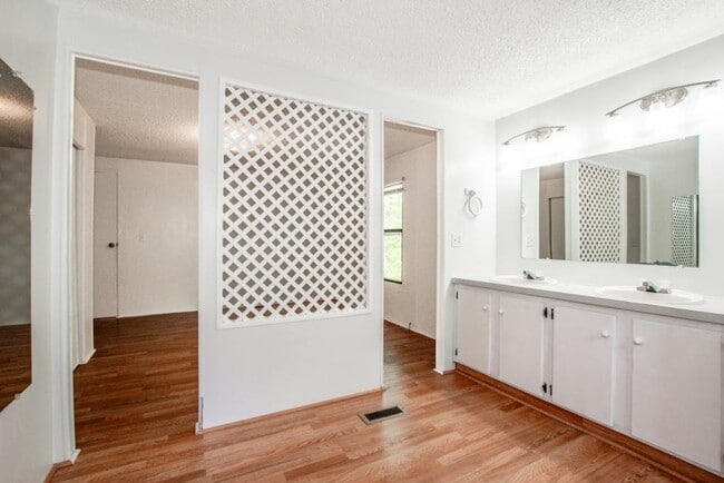 Building Photo - 7967 Caswell Rd