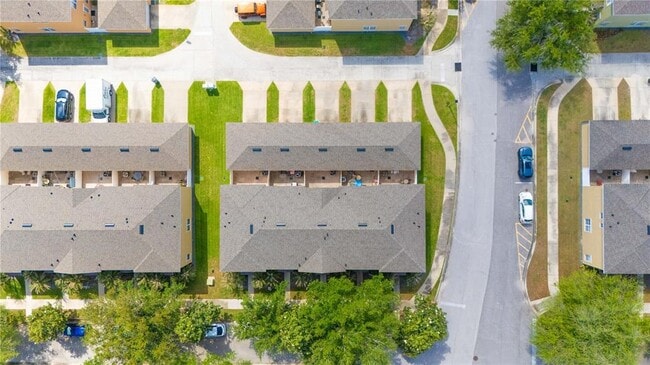 Building Photo - 216 Deepcove Rd