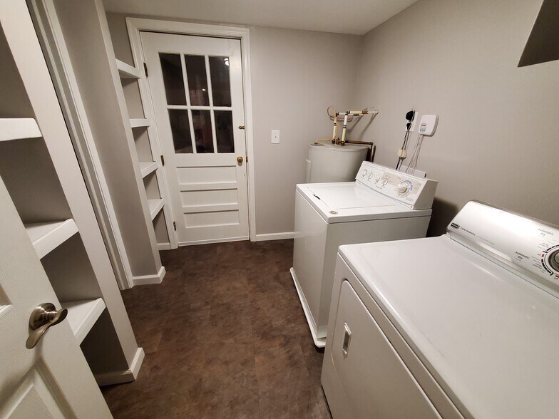 Renovated Laundry Room - 621 Broadview Dr