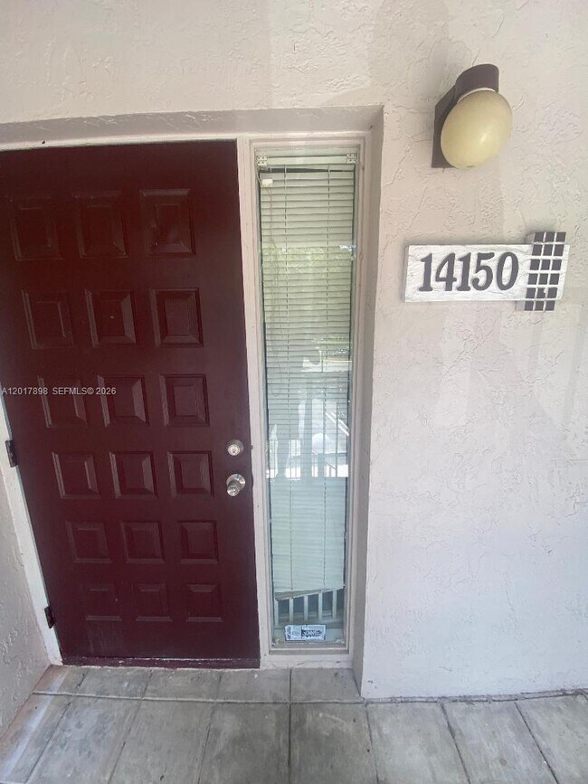 Building Photo - 14150 SW 93rd Ln