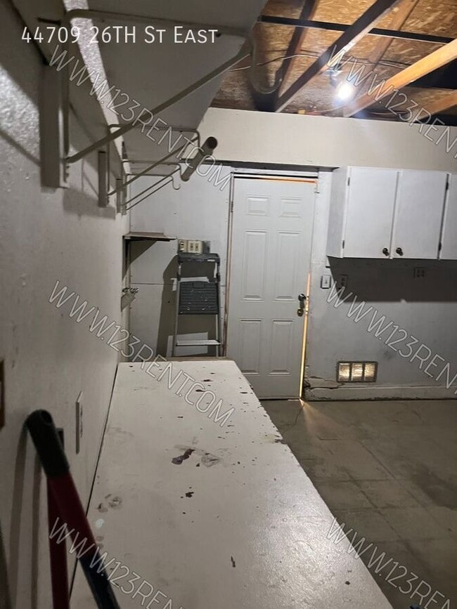 Building Photo - 44709 26th St E