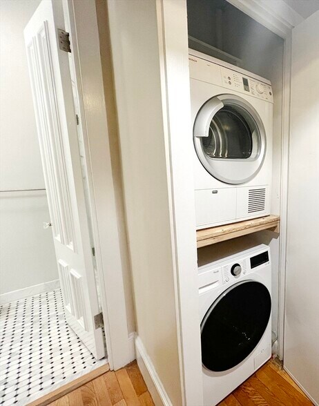 Building Photo - 60 Commonwealth Ave