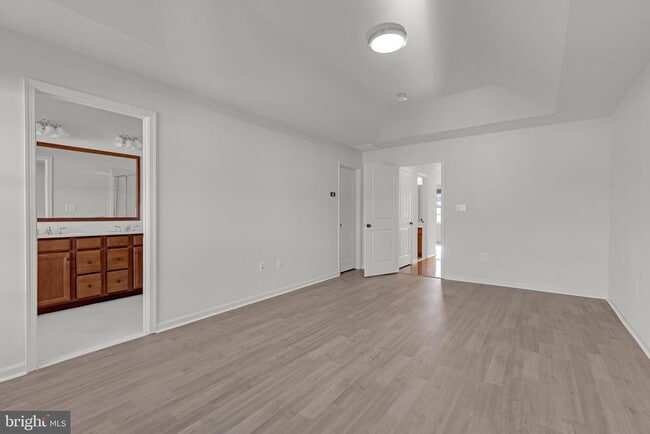 Building Photo - 22550 Cambridgeport Square